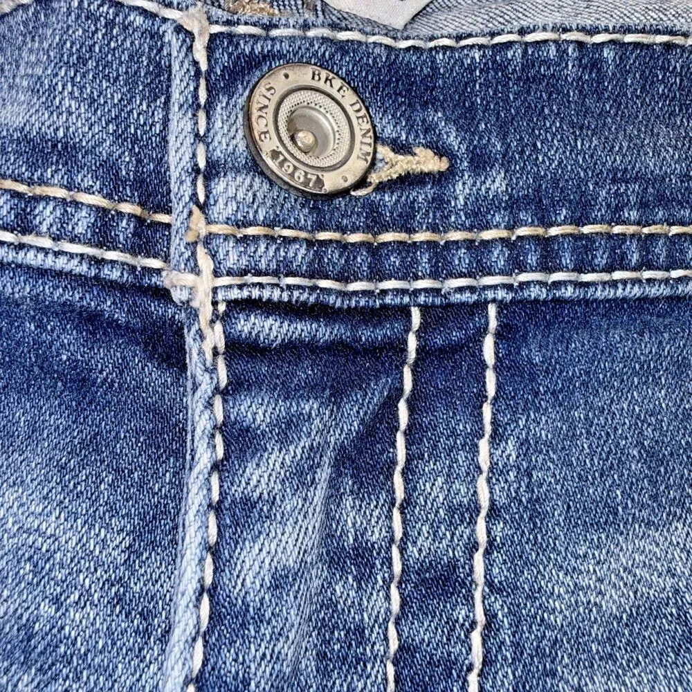 BKE Tyler Simply Straight Jeans Mens 40R Medium Wash Denim Relaxed Straight
